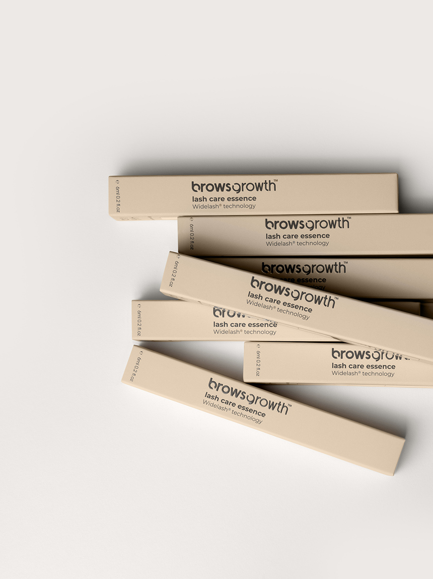Легка доглядова есенція для вій browsgrowth™ 